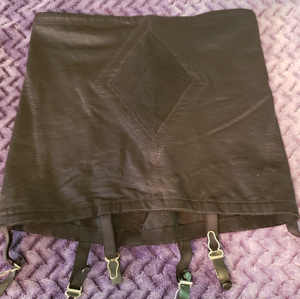Girdle